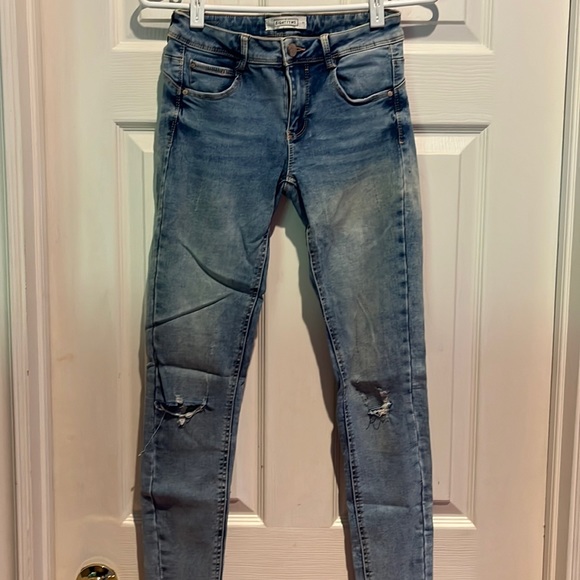 Ardene jeans - Picture 1 of 2